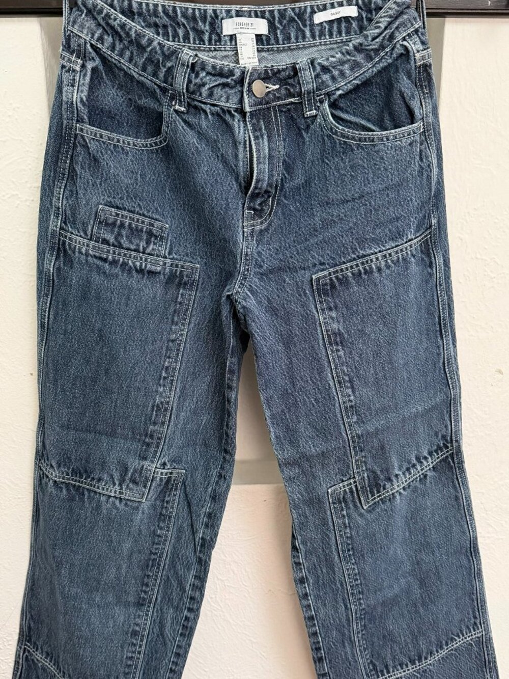 Forever 21 Jeans - Size US 26 - Baggy jeans, dark wash